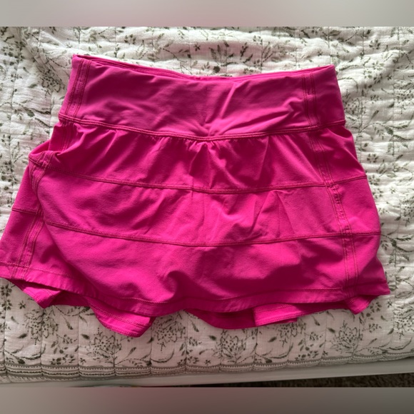Pink Pace rival skirt size 2. - Picture 3 of 3